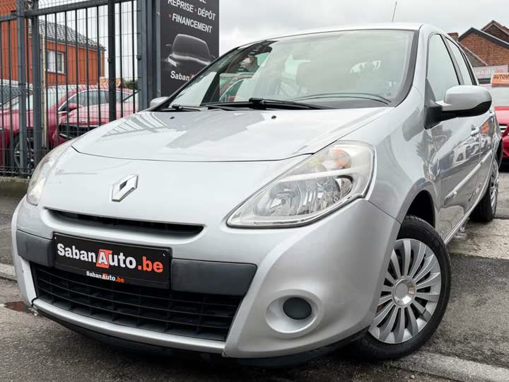 Renault Clio 1.2i — 7390 Quaregnon