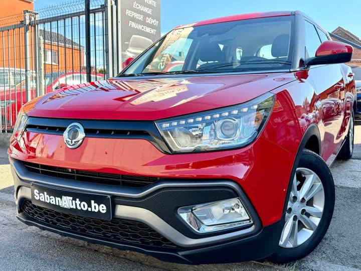 SsangYong XLV 1.6 e-XDi — 7390 Quaregnon