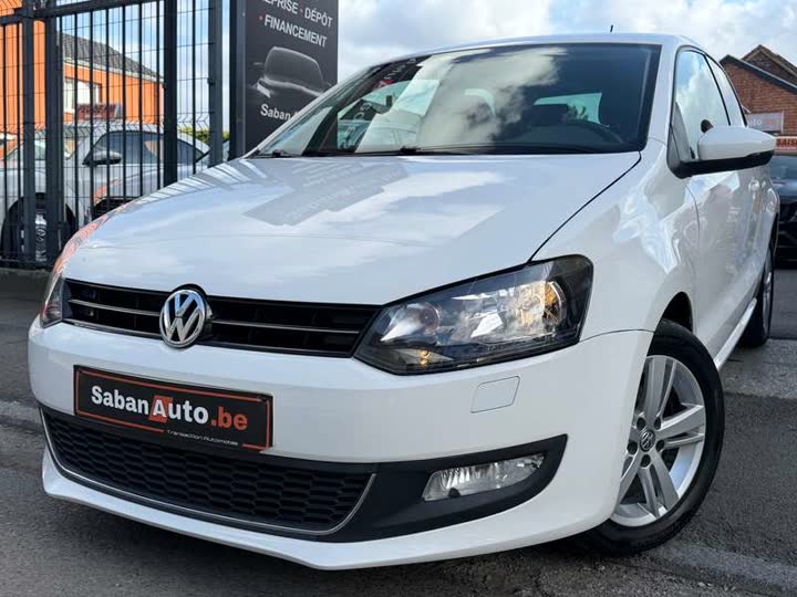 Volkswagen Polo 1.2i STYLE — 7390 Quaregnon